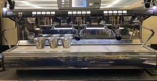 SIMONELLI ESPRESSO MACHINE T3 ΣΕ ΑΡΙΣΤΗ ΚΑΤΑΣΤΑΣΗ