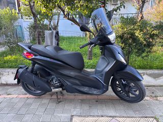 Piaggio Beverly 300 2022 Piaggio Beverly S 300 hpe 2022