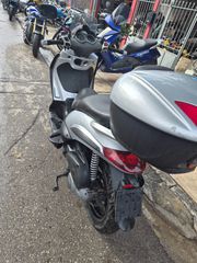Piaggio Beverly 250 2007-thumb-4