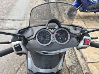 Piaggio Beverly 250 2007-thumb-5