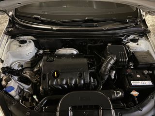 Kia Ceed / cee'd 2009-thumb-8