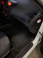 Kia Ceed / cee'd 2009-thumb-18