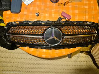 Mercedes-Benz Star Logo