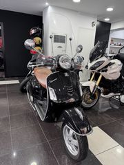 Vespa GTS 250 2017-thumb-1