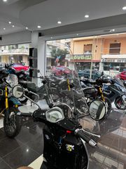 Vespa GTS 250 2017-thumb-9