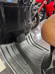 Vespa GTS 250 2017-thumb-10