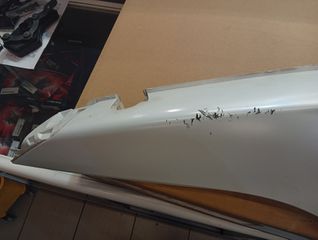 ΔΕΞΙΑ ΟΥΡΑ ΛΕΥΚΗ SH 150 2022-2024 (ΜΑΖΙ ΜΕ ΑΥΤΟΚΟΛΛΗΤΑ)