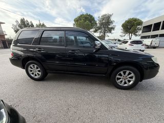 Subaru Forester 2007-thumb-8