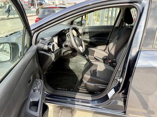 Nissan Micra 2018 K14-thumb-24