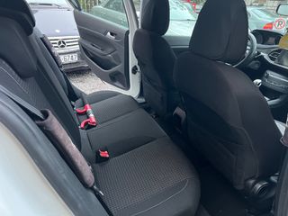 Peugeot 308 2018 1.2 12V PureTech-thumb-11