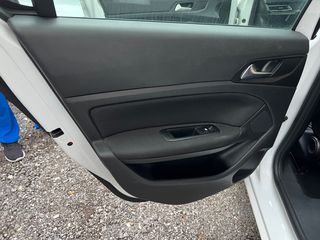 Peugeot 308 2018 1.2 12V PureTech-thumb-12