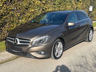 Mercedes-Benz A 200 2013 1.6 156PS BLUE EFFICIENCY NAVI XENON!!