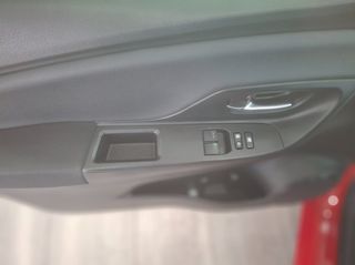 Toyota Yaris 2017 YARIS III(FACELIFT 2017) 1.5 111 HP DUAL-VVT-iE MULTIDRIVE S-thumb-3