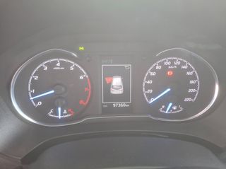 Toyota Yaris 2017 YARIS III(FACELIFT 2017) 1.5 111 HP DUAL-VVT-iE MULTIDRIVE S-thumb-2