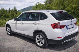 Bmw X1 2015-thumb-1