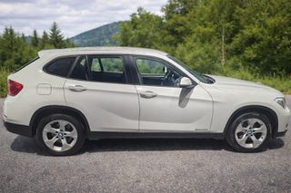 Bmw X1 2015-thumb-2