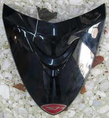 ΚΑΠΑΚΙ ΜΑΣΚΑΣ ΠΗΡΟΥΝΙΟΥ ΓΙΑ HONDA SH 125 150 2005-2006 ΜΑΥΡΟ ΜΕ ΚΟΚΚΙΝΟ ΣΗΜΑ