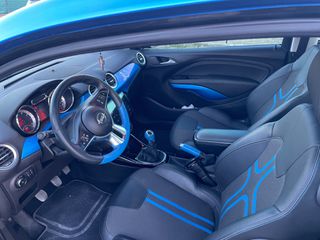 Opel Adam 2015-thumb-10