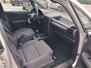 Audi A2 2004-thumb-4