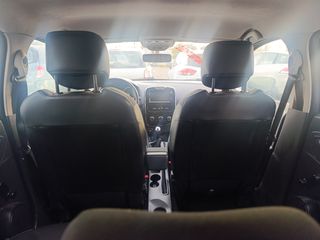 Renault Clio 2013 EYRO 5-thumb-7