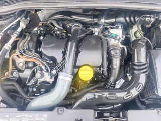 Renault Clio 2013 EYRO 5-thumb-10