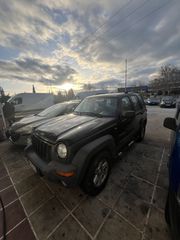 Jeep Cherokee 2004