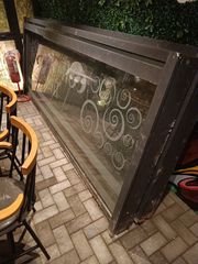 Τζαμία up down