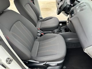 Seat Ibiza 2013-thumb-39