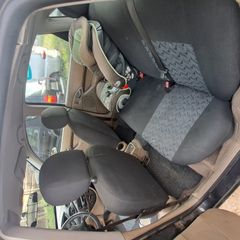 Ford Focus 2000-thumb-2