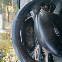 Ford Focus 2000-thumb-6