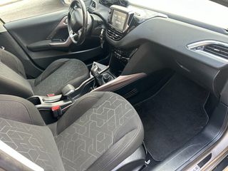 Peugeot 2008 2016 1.2 PURETECH STYLE-thumb-10