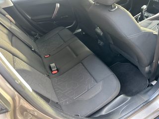 Peugeot 2008 2016 1.2 PURETECH STYLE-thumb-13