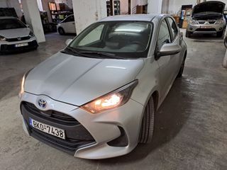 Toyota Yaris 2023 HYBRID ACTIVE PLUS