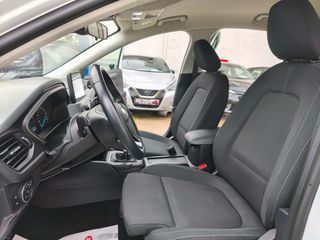 Ford Focus 2019 TDCI ECO BLUE NAVI 120 PS LED-thumb-38