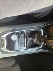 Peugeot 308 2017-thumb-11