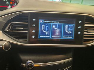 Peugeot 308 2017-thumb-12