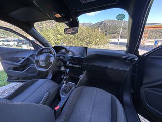 Peugeot 2008 2025 1.2 Puretech Style 100-thumb-7
