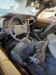 Ανταλλακτικά Mercedes-Benz W123 (200/230) - Sedan / Βενζίνη / Σαλόνι Ύφασμα