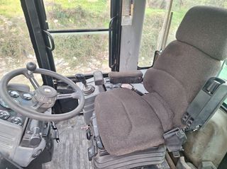 Φορτωτής Με Λάστιχα CAT 2000 928G-thumb-4