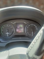 Audi A3 2017 e tron-thumb-2