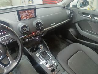 Audi A3 2017 e tron-thumb-4