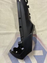 Καπάκι κονσόλας δεξί PIAGGIO BEVERLY 300 - 400-thumb-8