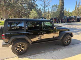 Jeep Wrangler 2020 RUBICON-thumb-2