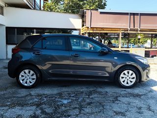 Kia Rio 2018 1.0 Dream Team-thumb-7