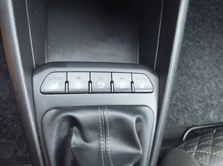 Kia Rio 2018 1.0 Dream Team-thumb-32