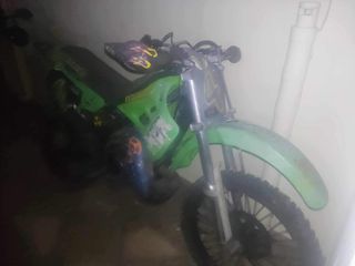 Ανταλλακτικά Kawasaki Kdx 125 σε κομμάτια.-thumb-4