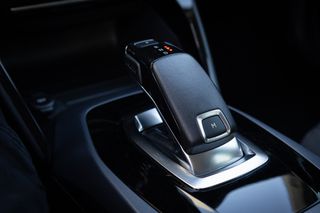 Peugeot 2008 2021 GT-thumb-16