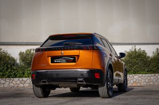 Peugeot 2008 2021 GT-thumb-6