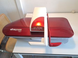 Σιδερώστρα Elnapress 720 σε άριστη κατάσταση, περιορισμένη έκδοση