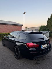 Bmw 520 2017 M Sport black edition-thumb-2
